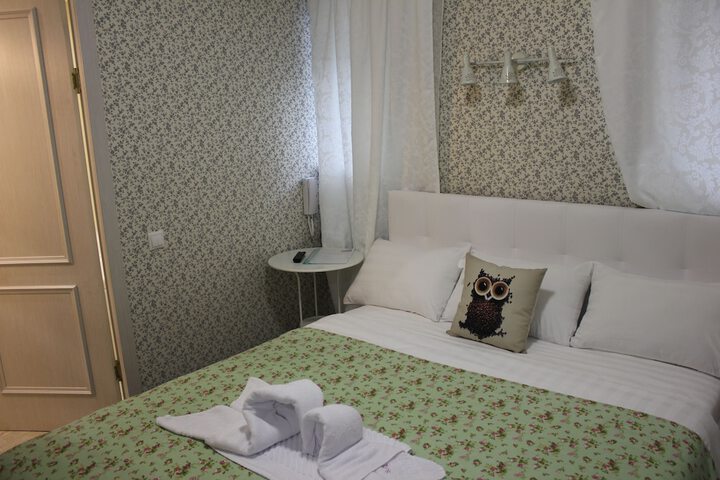 Room 18 of 28