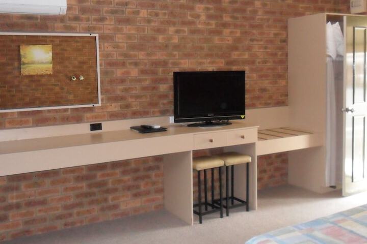Room 8 of 62