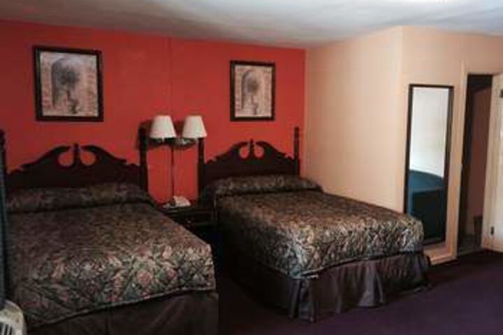 Room 19 of 28