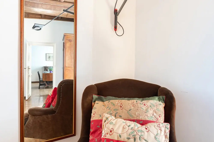 Room 3 of 15