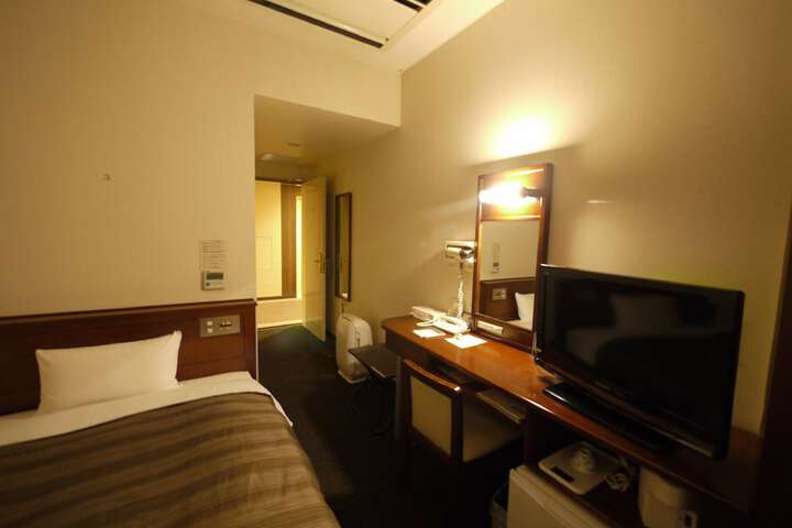 Room 4 of 29