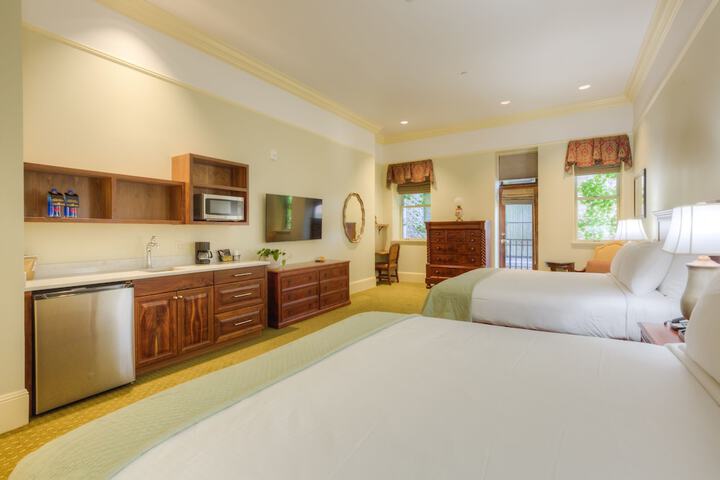 Room 2 of 28