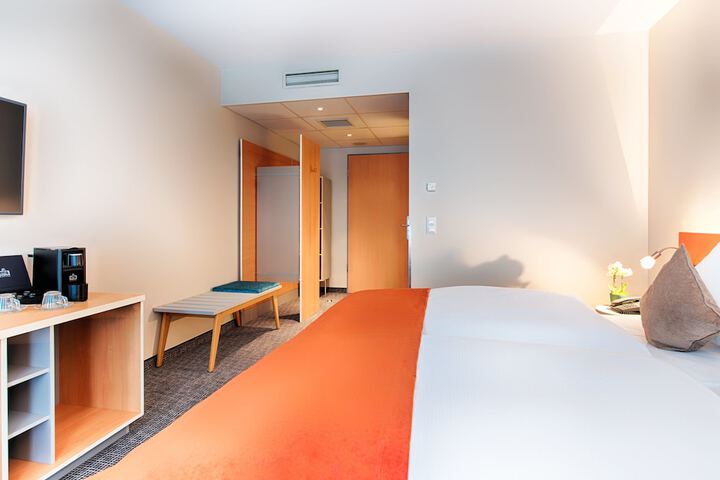 Room 9 of 55