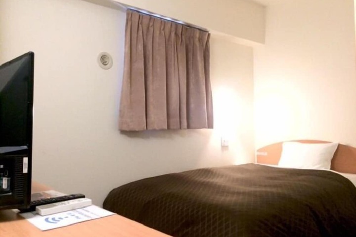 Room 3 of 5
