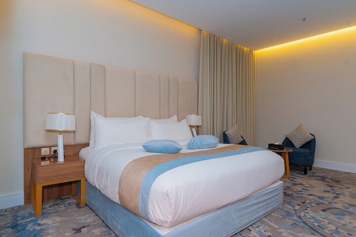 Room 8 of 44