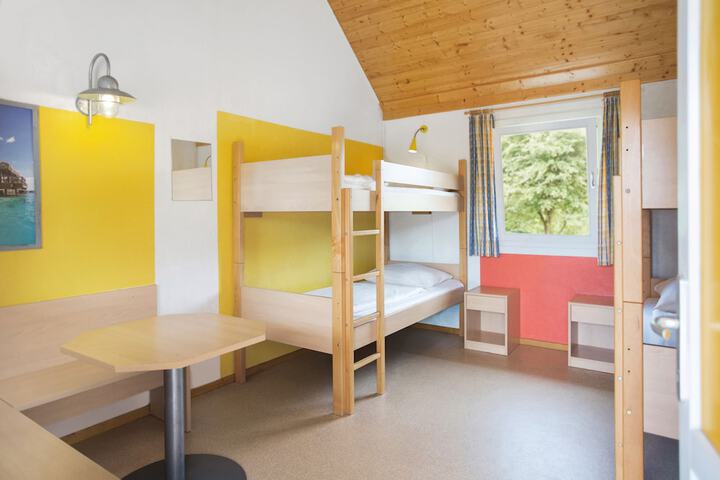 Room 10 of 39