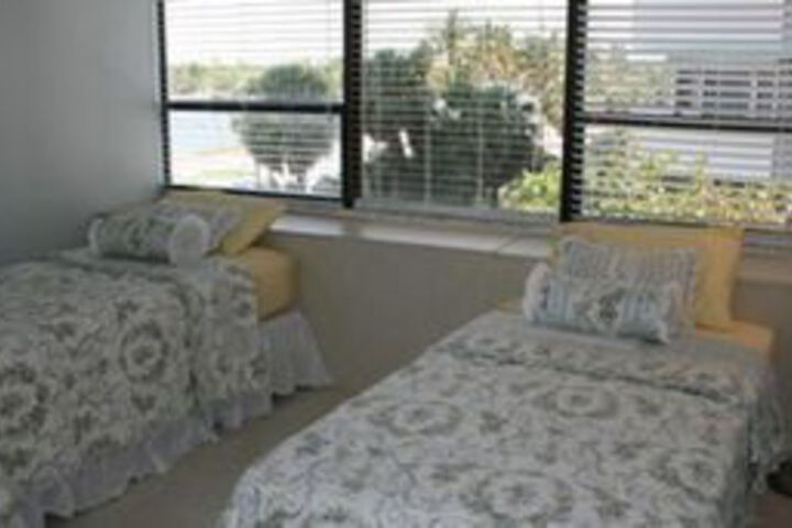 Room 62 of 171