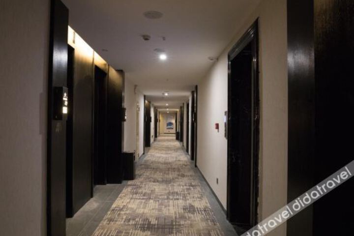 Hotel Interior 10 of 16