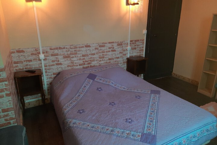 Room 7 of 37