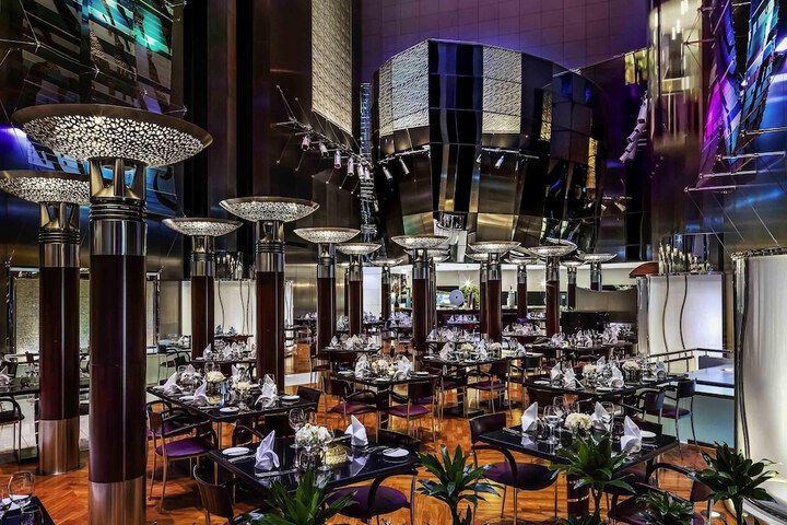 Dining 109 of 160