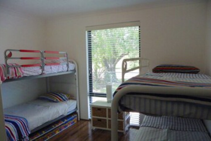 Room 27 of 30