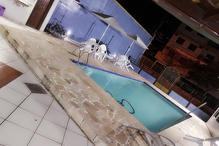 Pool 11 of 38