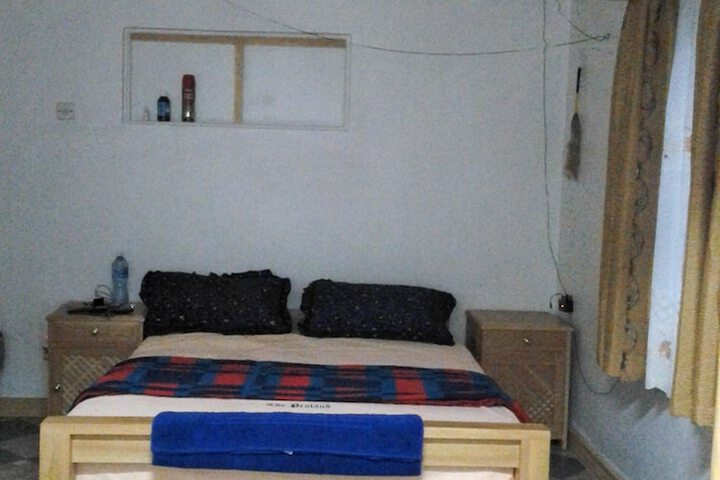 Room 5 of 19