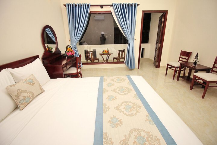 Room 8 of 151