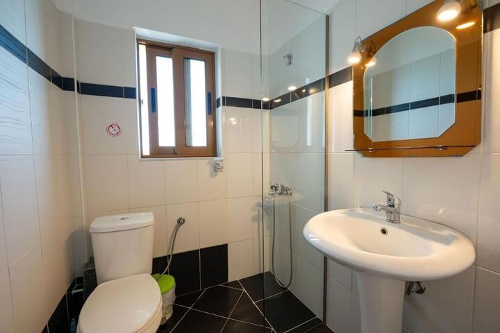 Room 54 of 109