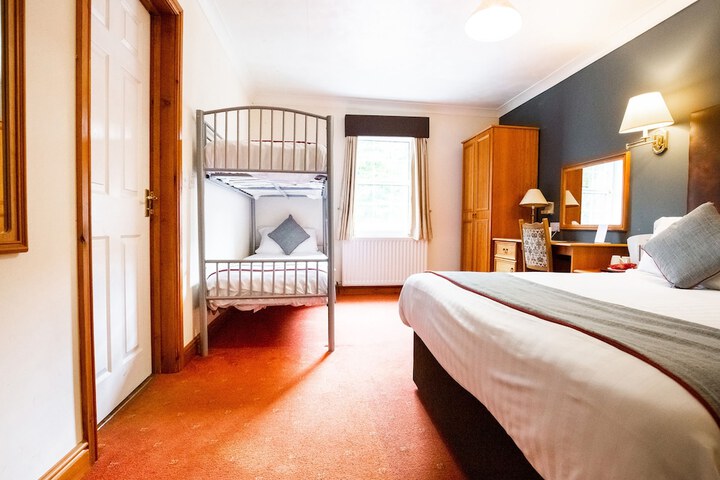 Room 32 of 134
