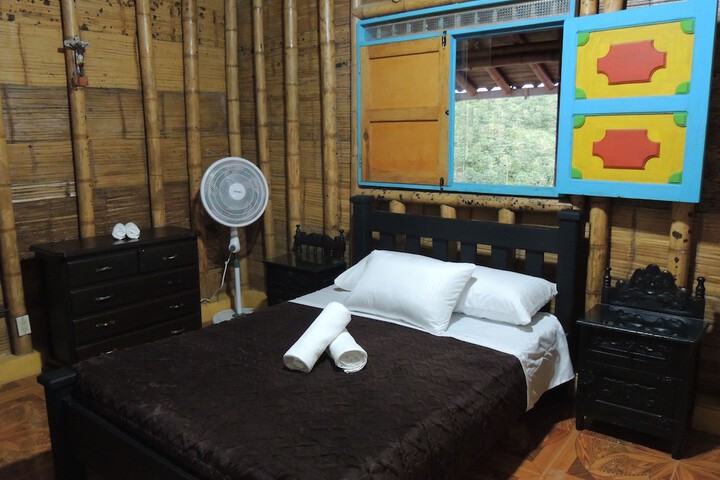 Room 9 of 45