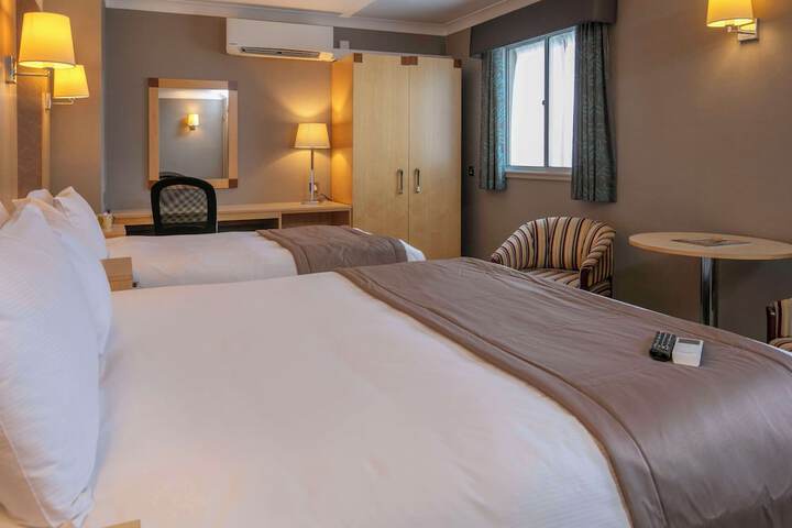 Room 14 of 62