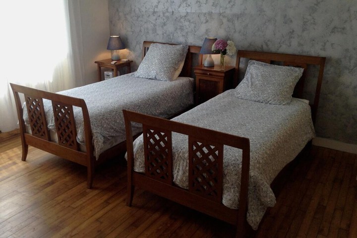 Room 16 of 46