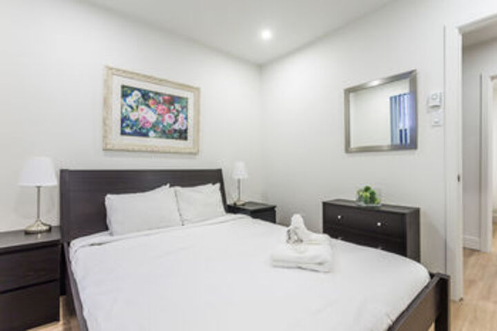 Room 8 of 24