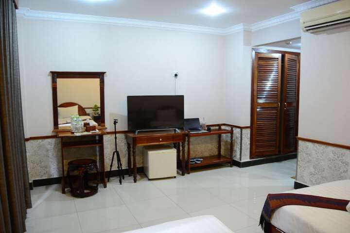 Room 11 of 61