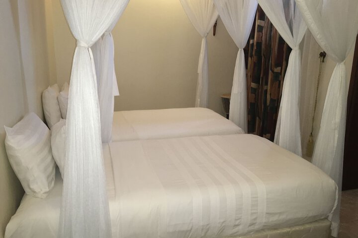 Room 32 of 130