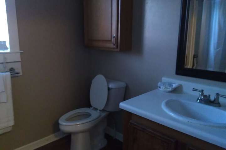 Room 13 of 36