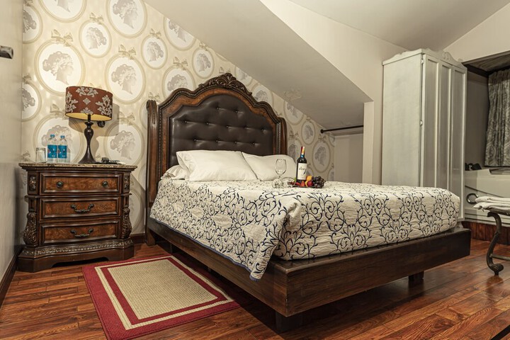 Room 18 of 85
