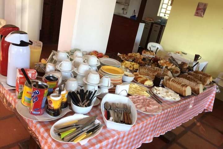 Breakfast/Coffee Service 12 of 16