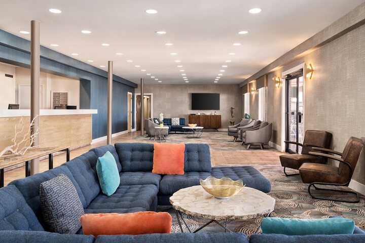 Guest Lobby