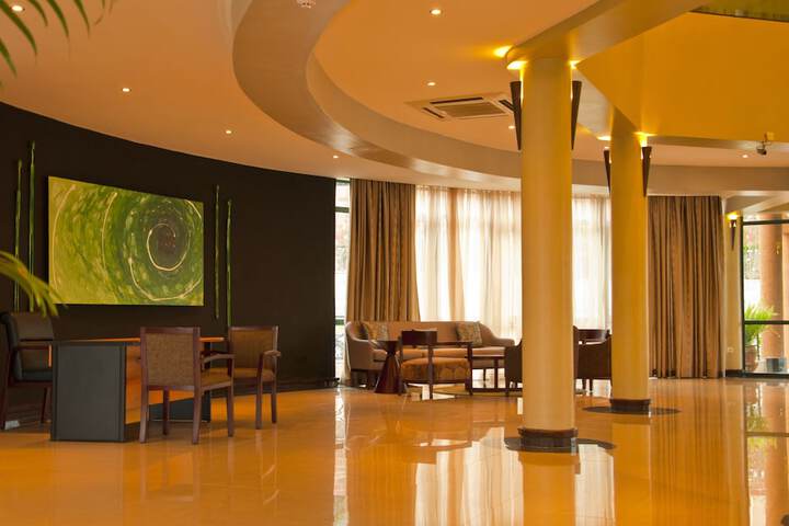 Concierge desk