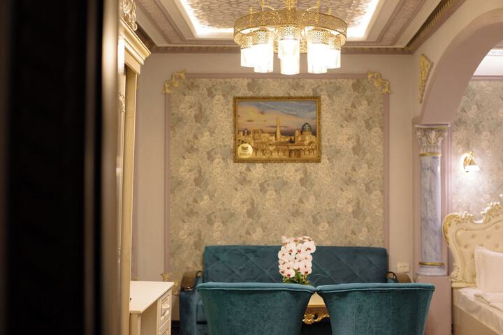Room 15 of 63