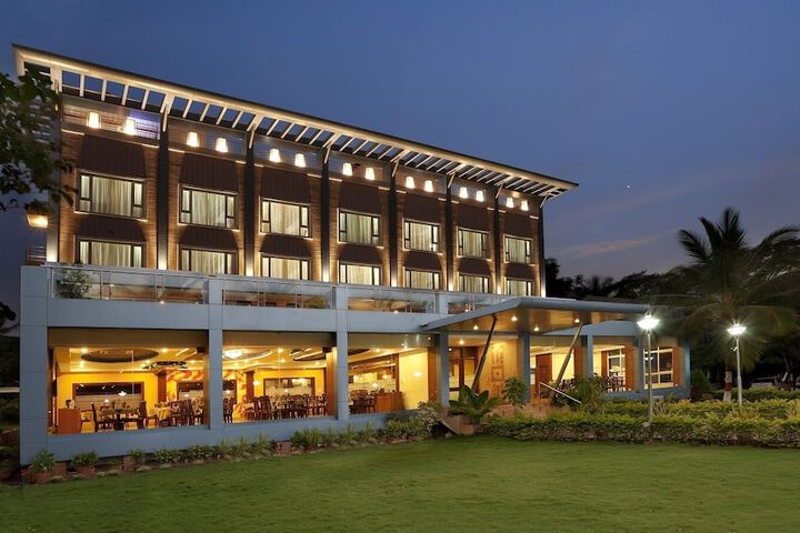Hotel 6 of 7