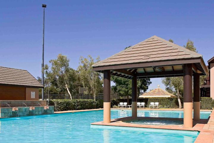 Pool 43 of 109