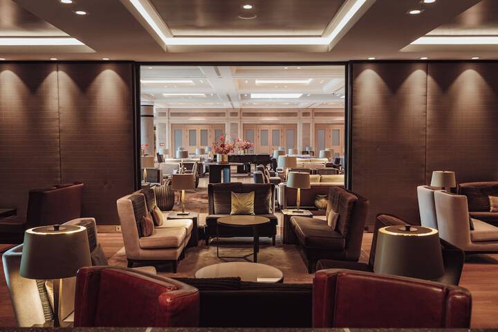 Lounge 95 of 115