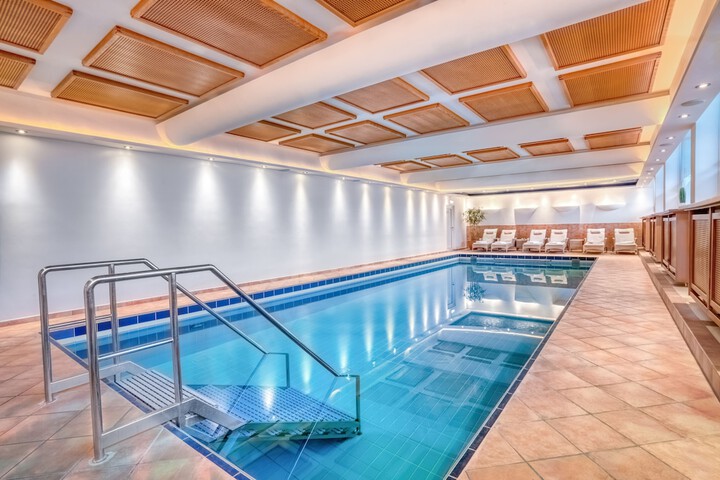 Pool 37 of 63
