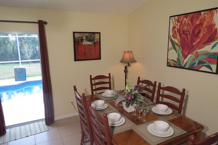 Room 12 of 25