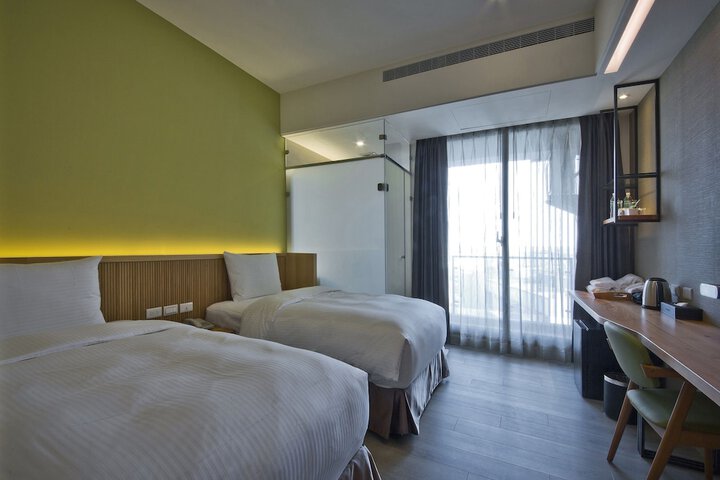 Room 4 of 45