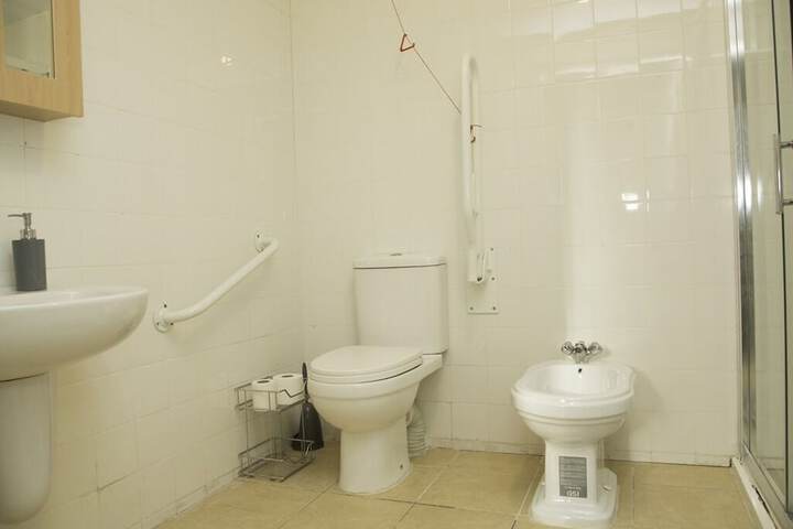 Room 20 of 32