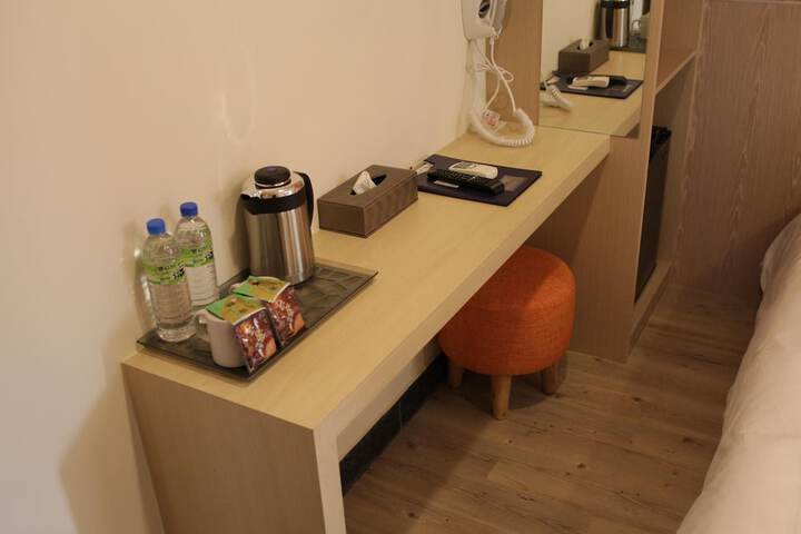 Room 25 of 58