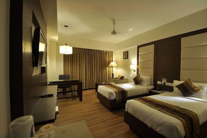Room 14 of 43