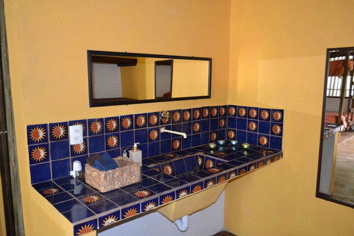 Room 13 of 42