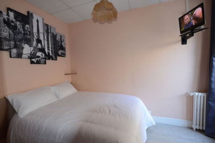 Room 7 of 20