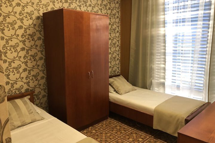 Room 15 of 20