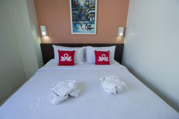 ZEN Rooms KhaoSan Holiday