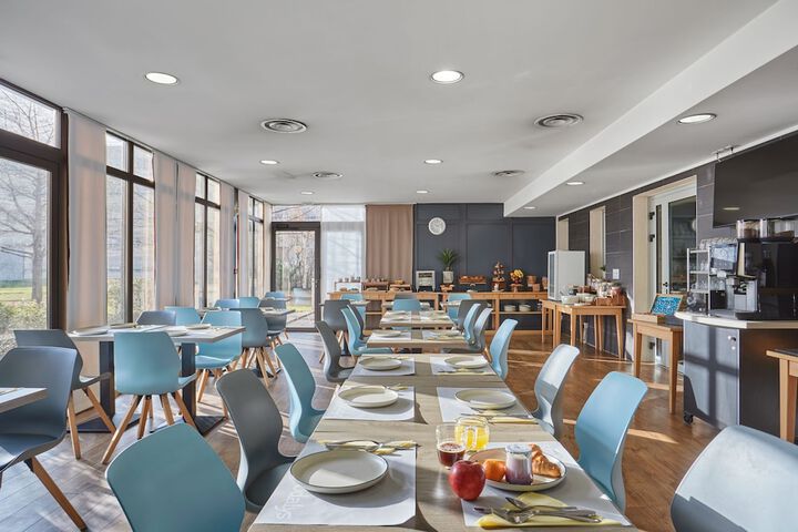 Dining 50 of 65