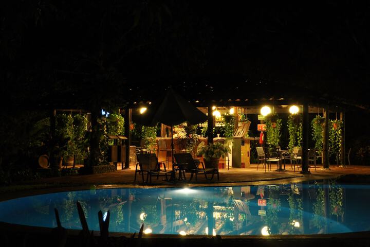 Pools & Facilities
