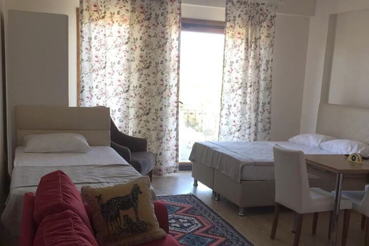 Room 10 of 263