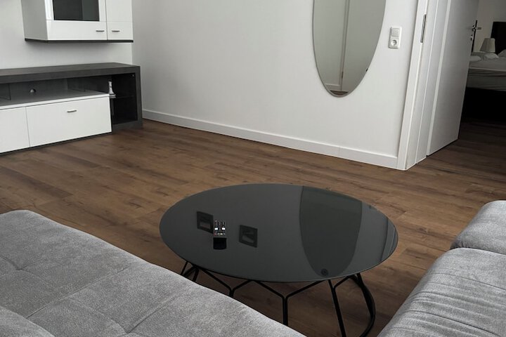 Room 17 of 25