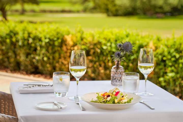 Dining 85 of 125